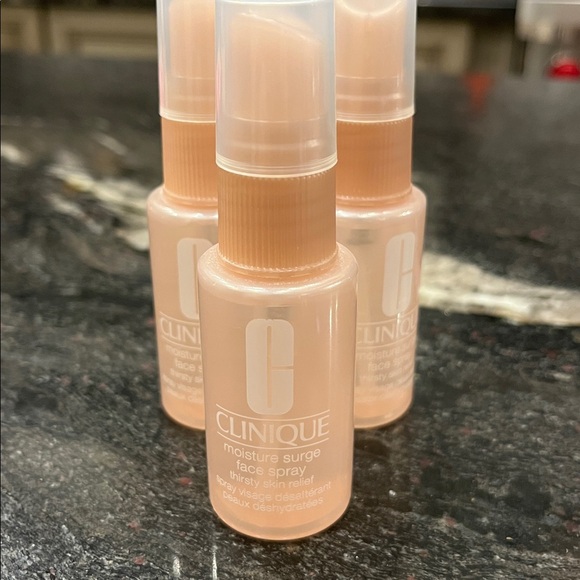 Clinique Bundle Hydration and Cleansing and Mascara - Picture 10 of 12